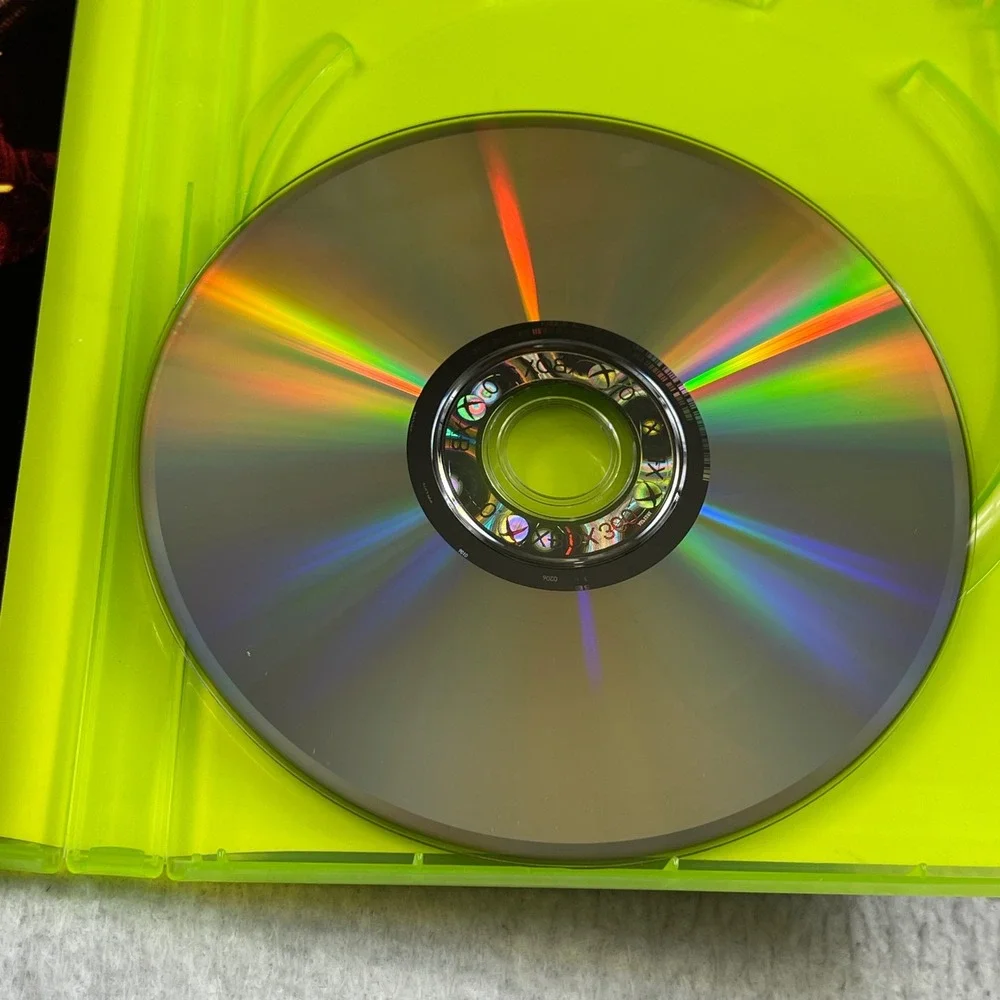 Capcom‎ Resident Evil 5 Xbox 360 Standard Edition Survival Horror Video Game